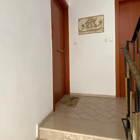 Roula بيت للعطل *